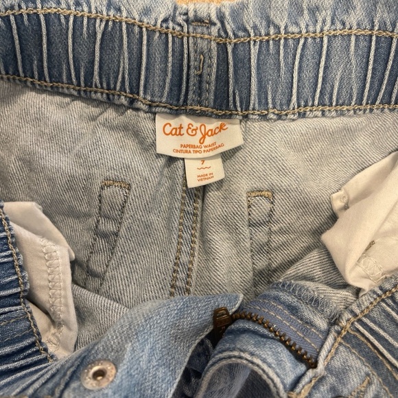 Cat and Jack size 7 girls jeans - Picture 4 of 4